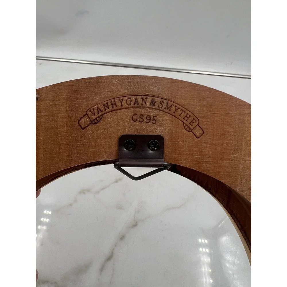 Van Hygan & Smythe Oval Wood Frame Mahogany Gold Rim CS95 9x11 Wall Decor
